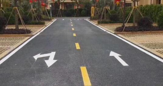 廠區人行道劃線標準尺寸? 廠區人行道劃線標準尺寸?